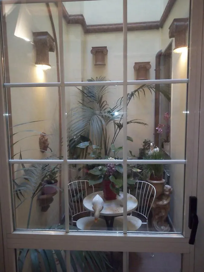 Hotel Lorena Firenze 2*,  Italien